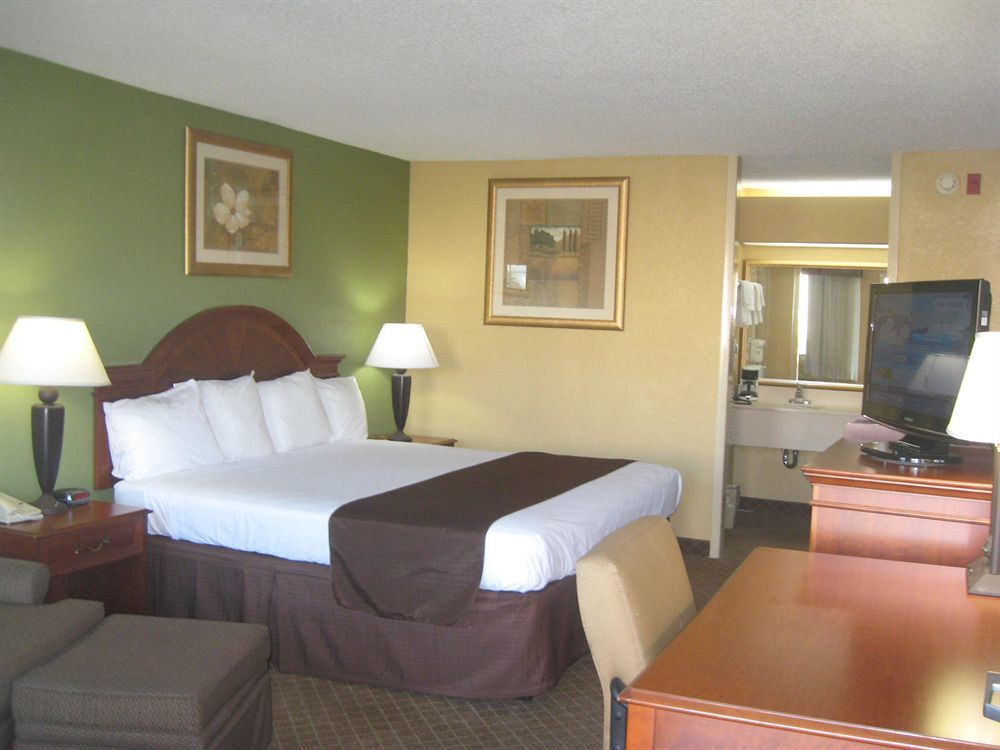 Super 8 By Wyndham Macon West Exterior foto