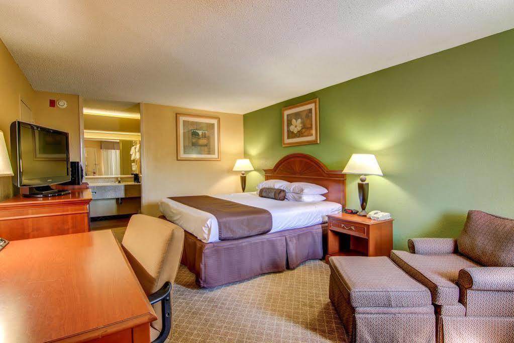 Super 8 By Wyndham Macon West Exterior foto
