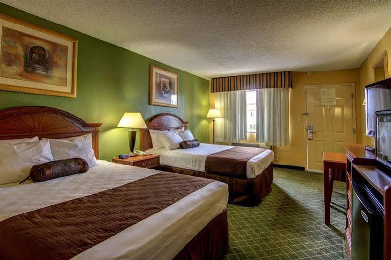 Super 8 By Wyndham Macon West Exterior foto
